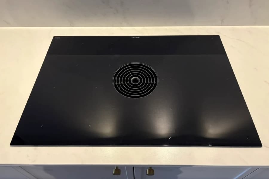 BORA M Pure monterad i bänkskivan