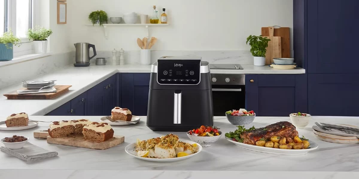 Medelstor airfryer från Ninja